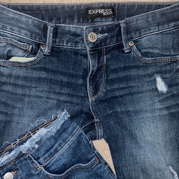 Express Jean Bundle - Picture 3 of 4